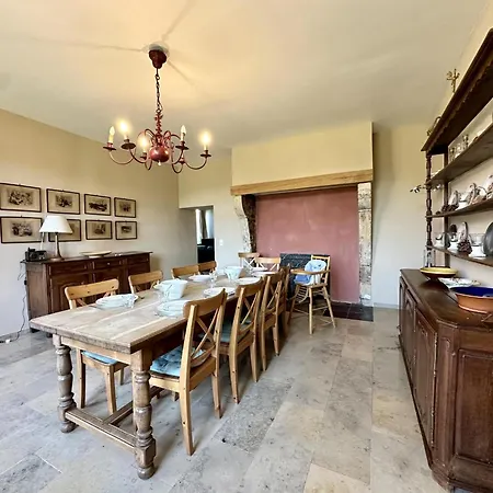 Les Forges Dorval 펜션