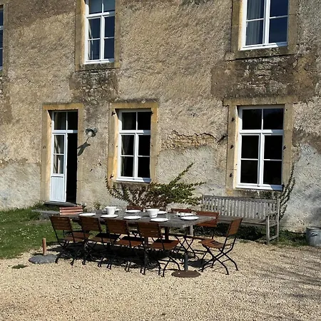 Les Forges Dorval Casa de Férias Florenville
